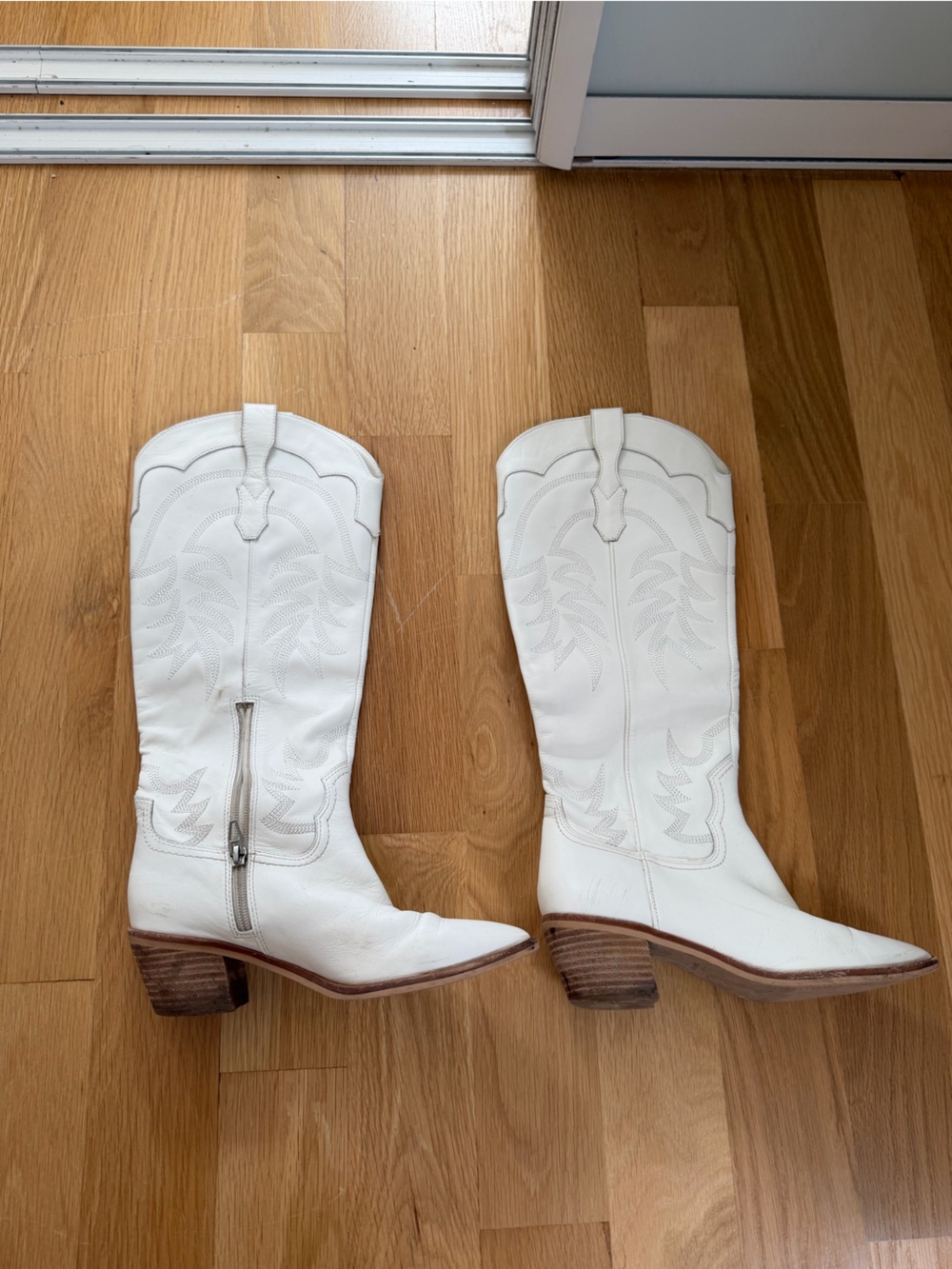 Dolce Vita Cream Western Knee-High Heeled Boots - Picture 2 of 2